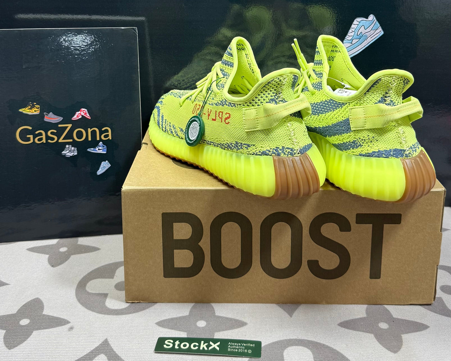 Yeezy Boost 350 V2 Semi-Frozen Yellow