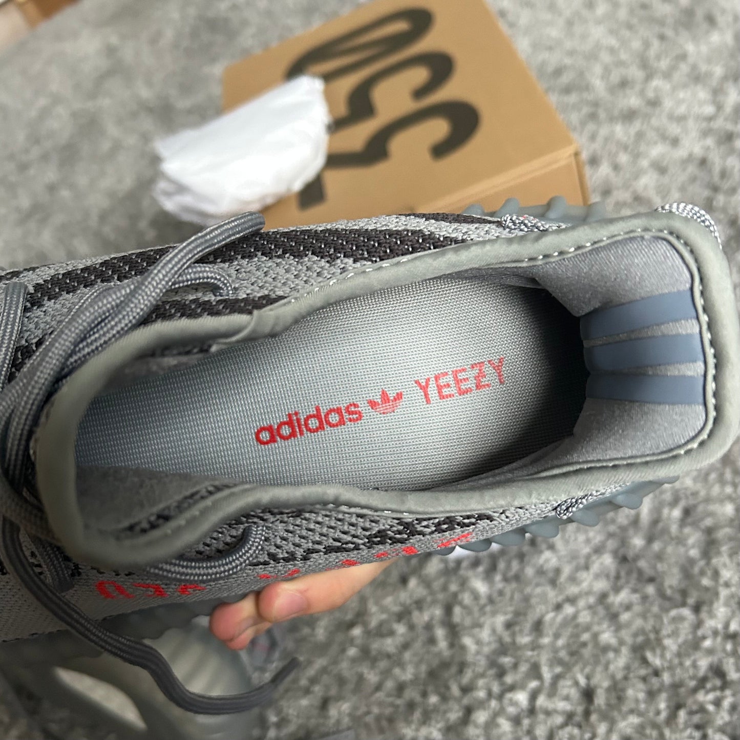 Adidas Yeezy Boost 350 V2 Beluga 2.0