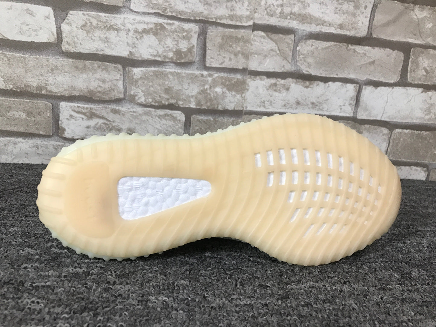 Adidas Yeezy Boost 350 V2 Butter