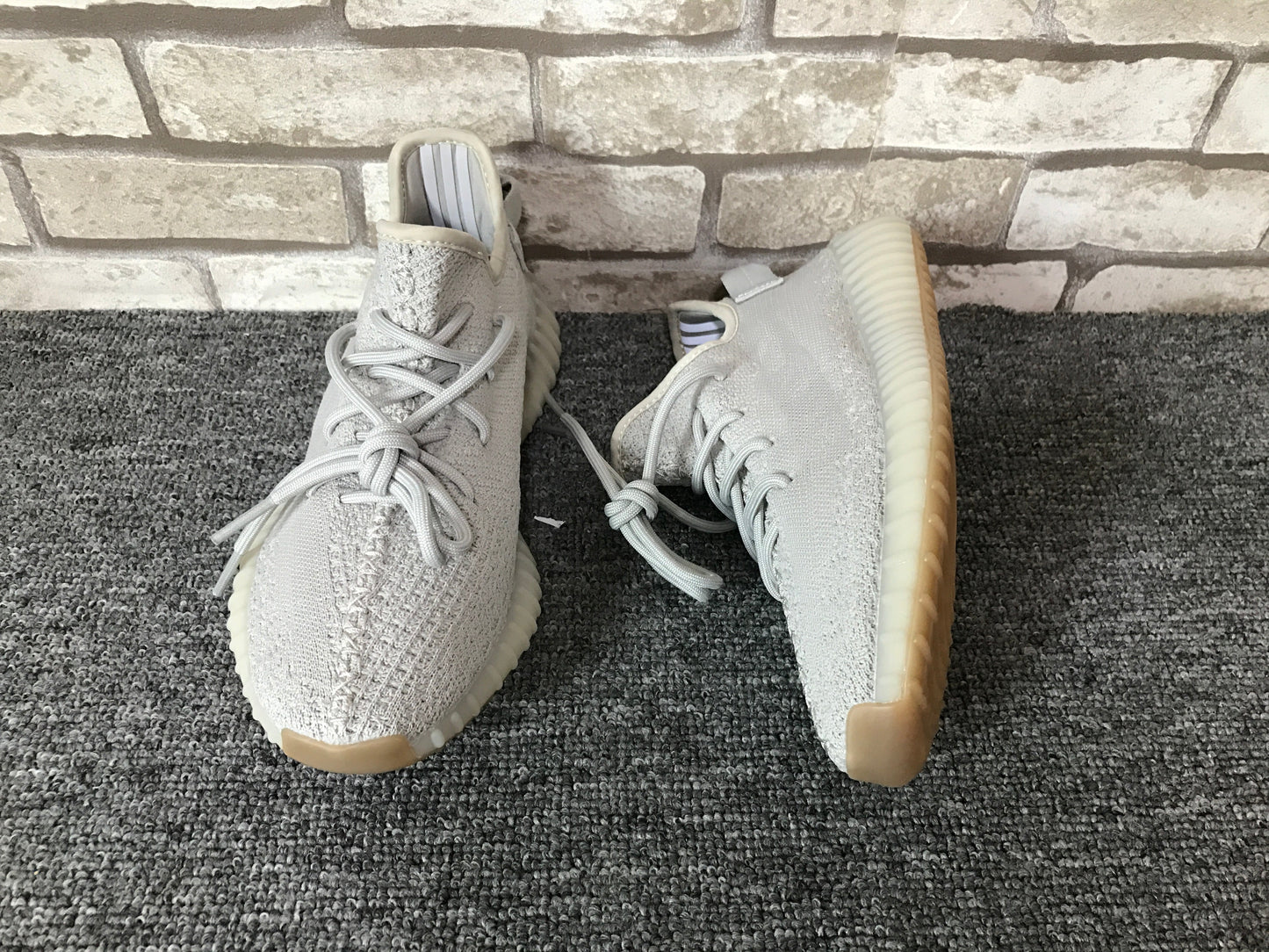 Adidas Yeezy Boost 350 V2 Sesame
